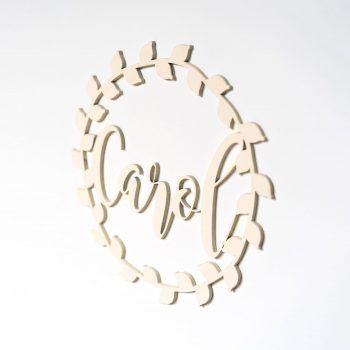 Nombre decorativo personalizado Corona Sencilla