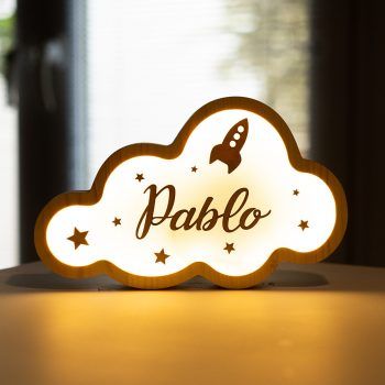 Lámapara infantil con nombre. Regalo original para niños