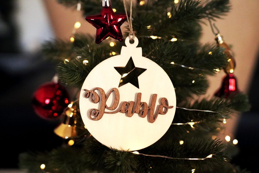 Adorno de Navidad con motivo Personalizado - Pine & Kids