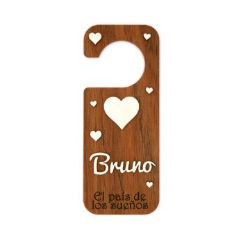 Placa decorativa de madera personalizada modelo corazón 4
